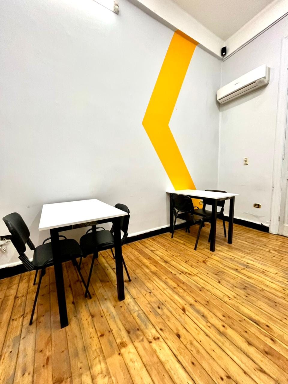 Intérieur de Sarai Coworking Space